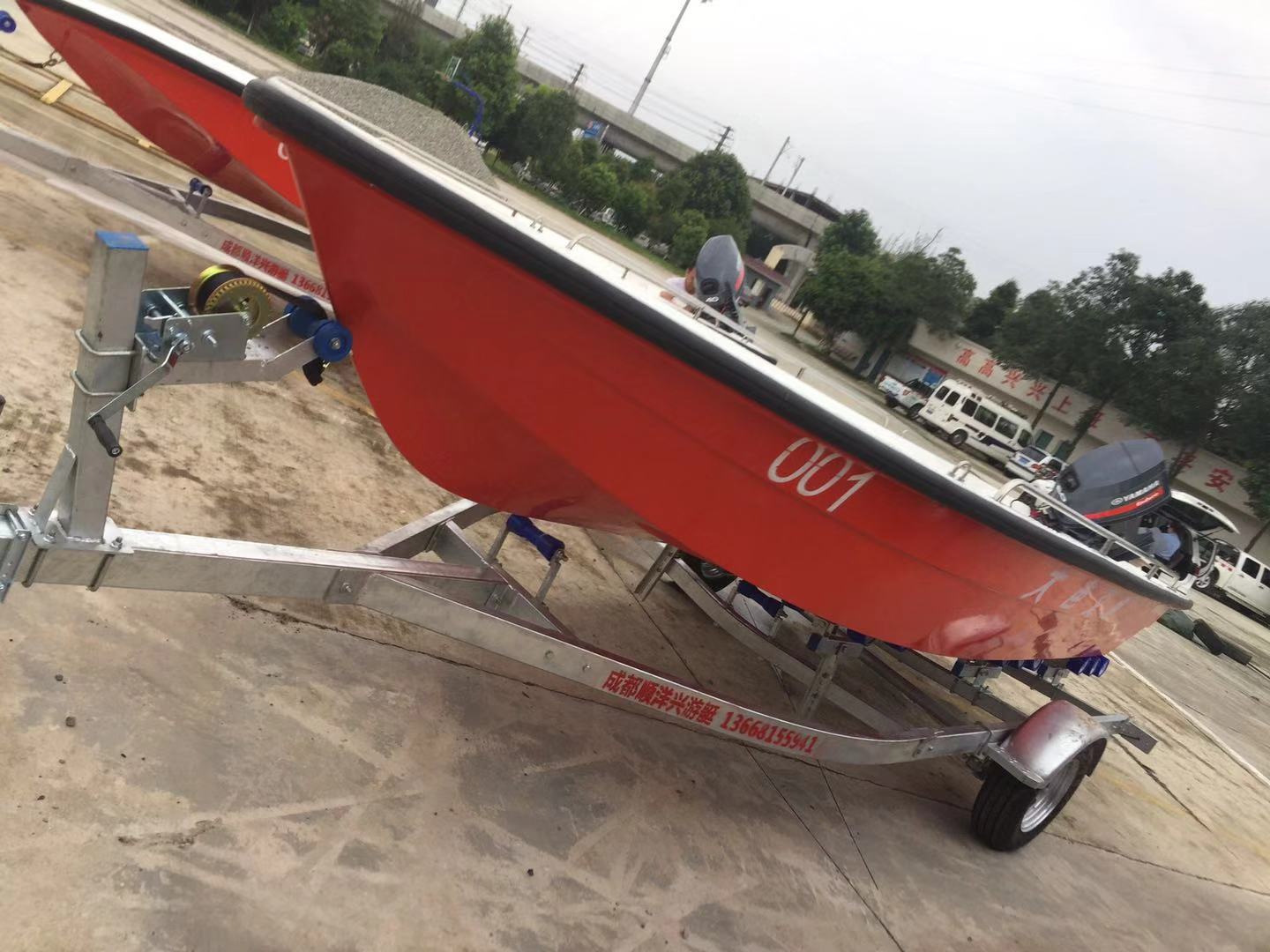防汛沖鋒舟610型、520型、船用拖車交貨